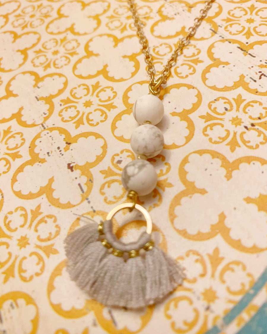 Howlite Fringe Necklace