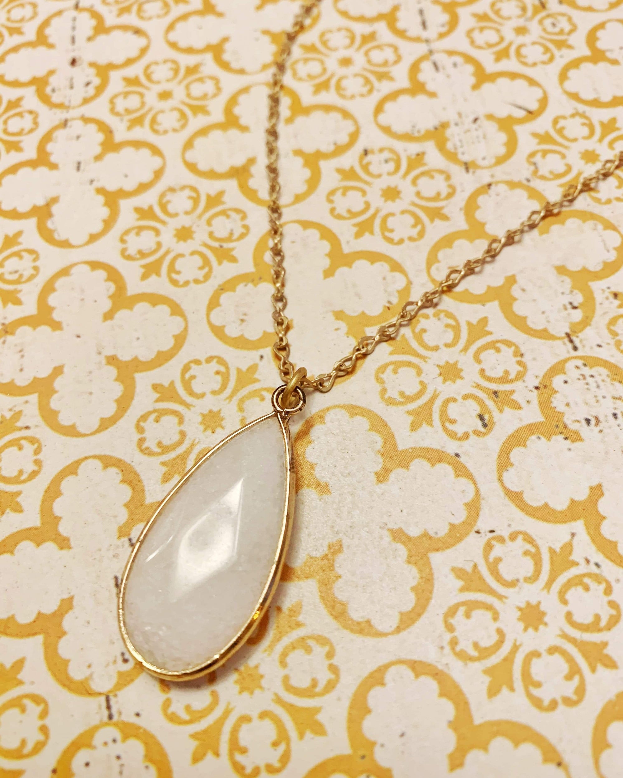 White Agate Necklace