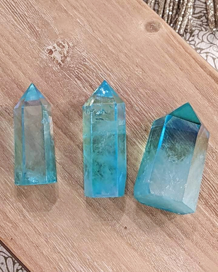 Aqua Aura Quartz Tower